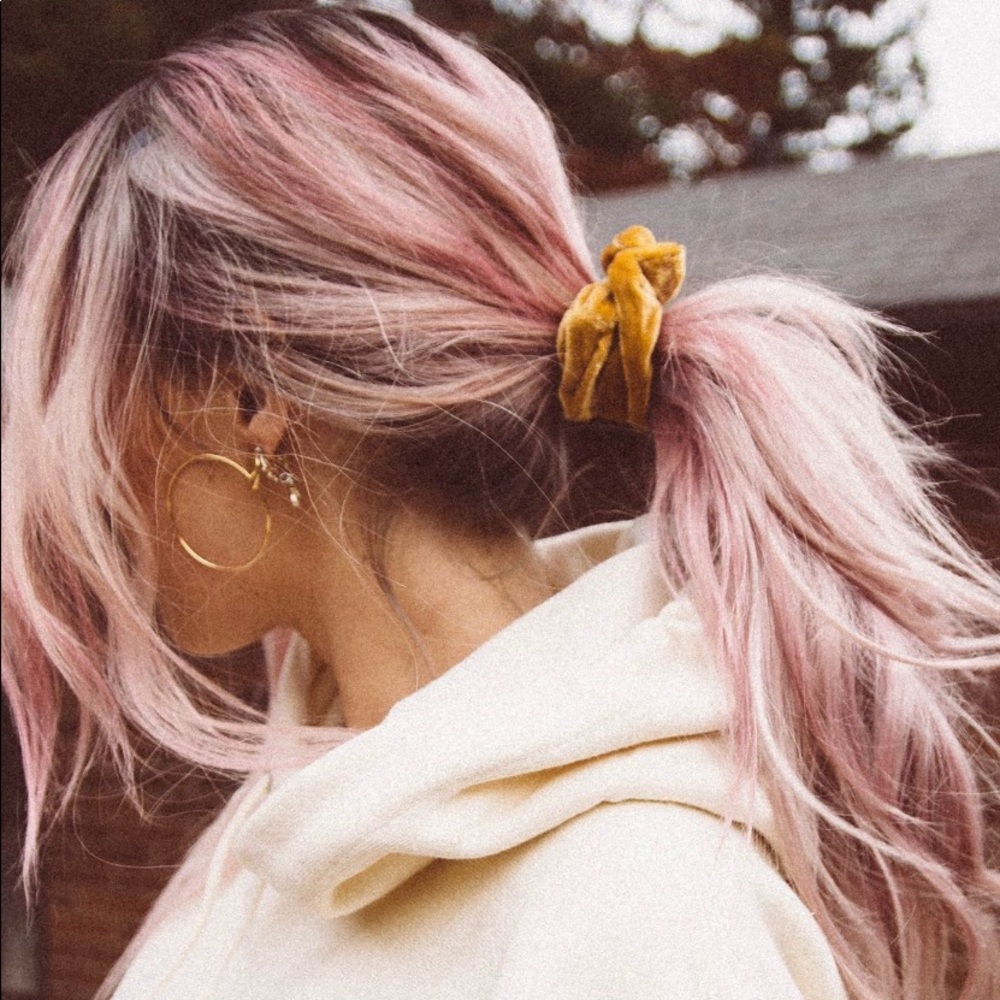 FREE Velvet Scrunchie Set